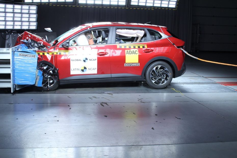 Kia K3 recebe classificação máxima de cinco estrelas no Latin NCAP - Confira o resultado no blog SeuDireito da Proteste 1